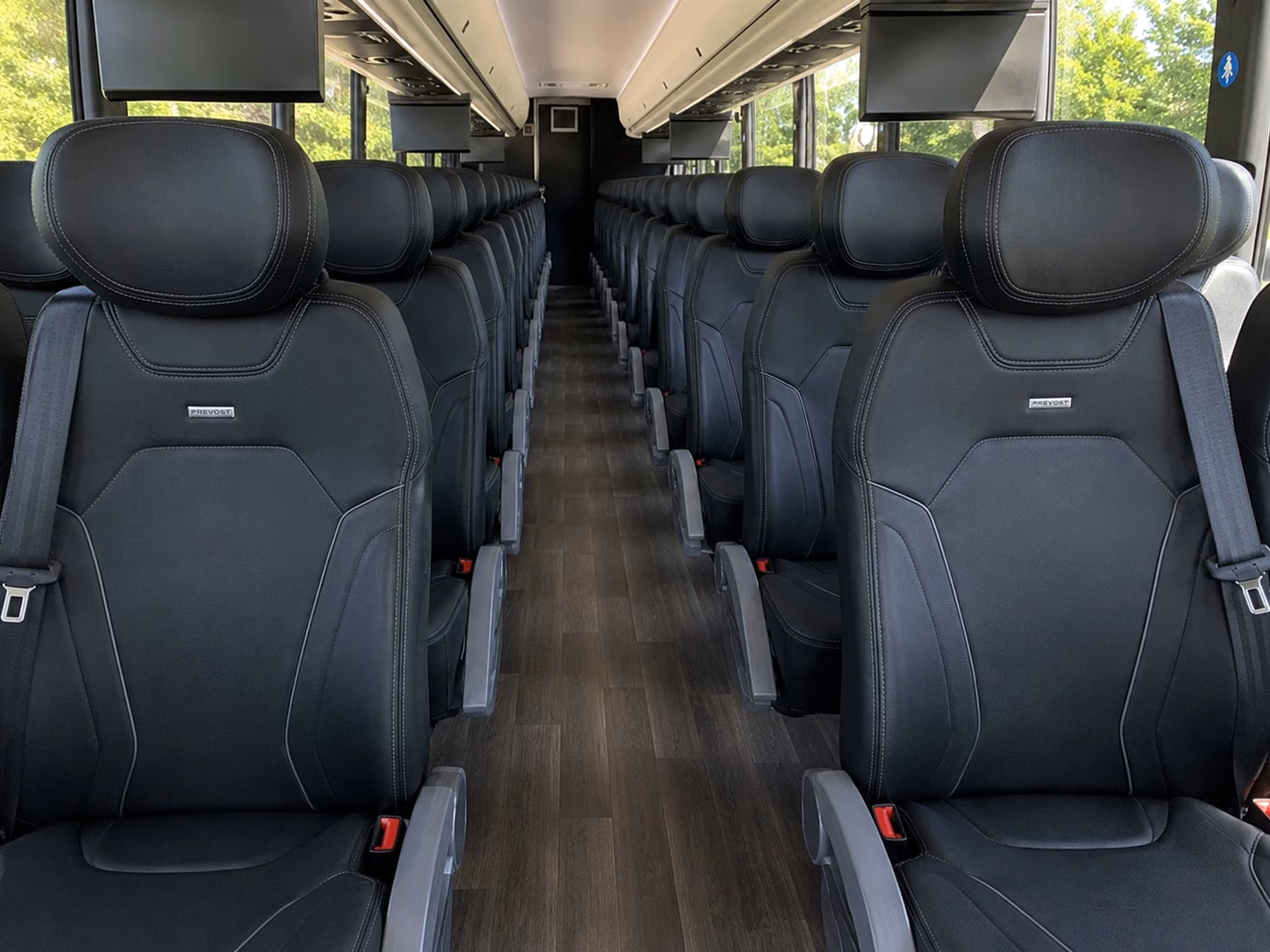cambridge charter bus